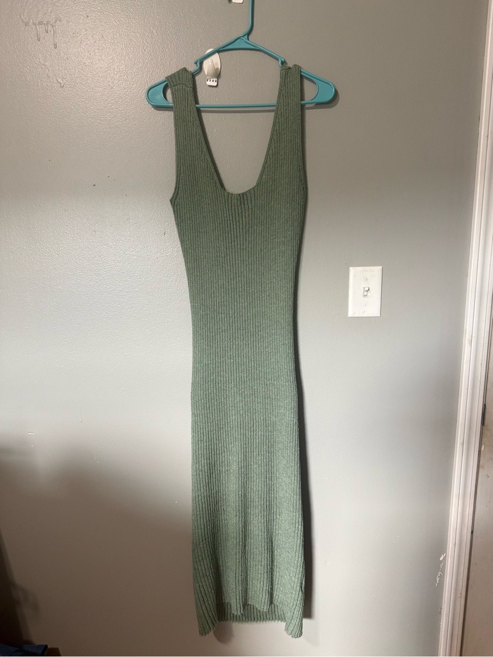 Amadi x Anthropologie Sage Green Ribbed Knit Midi Dress - Size Large